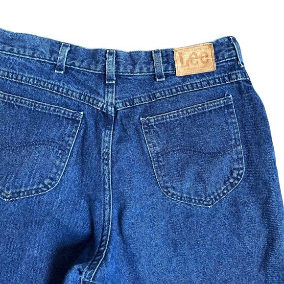 Vintage Lee High Waisted 100% Cotton Denim Jean Shorts - Picture 4 of 9